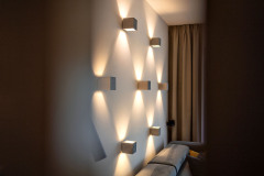 RD_Dlouhy_most_interier_centralni_obytny_prostor_foto_10_zdroj_Martin_Zuzanek_pro_M-T