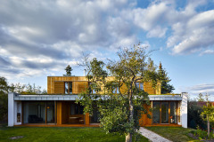 kaa-new-house-in-the-old-garden-boysplaynice-07